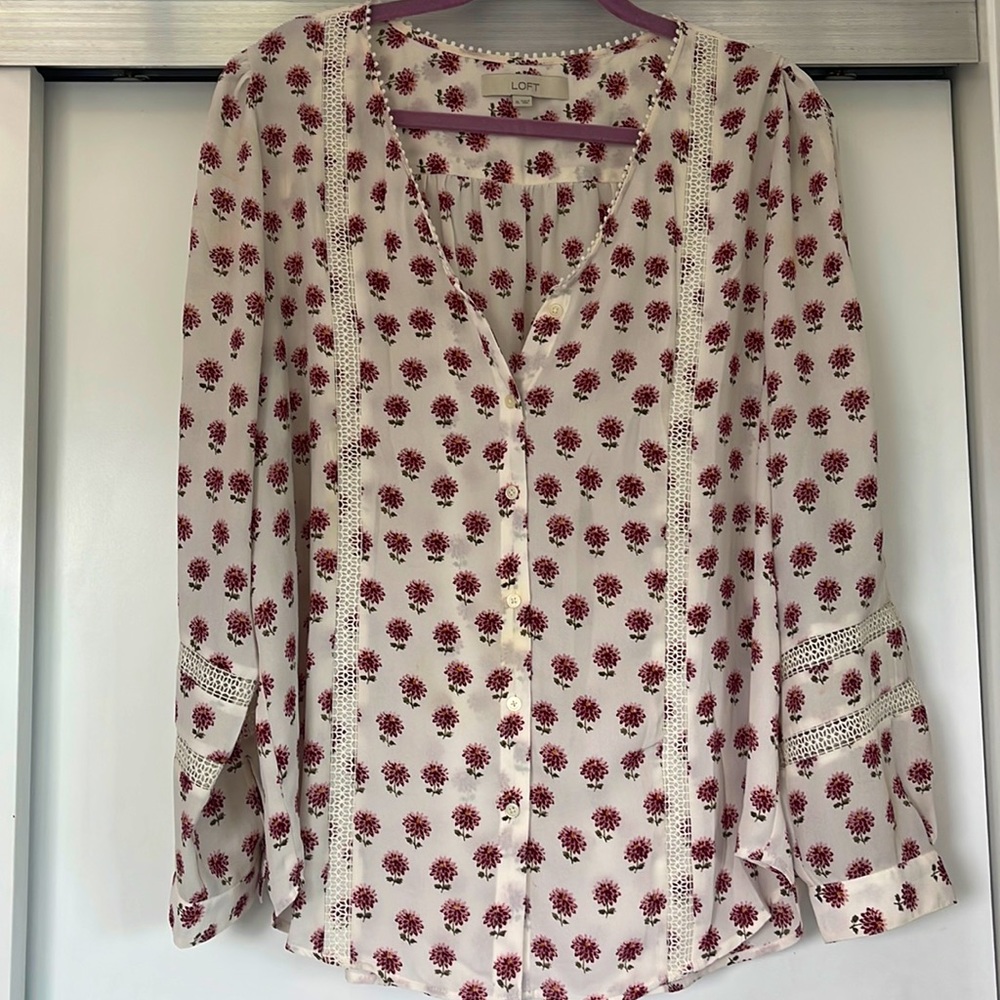 The Loft White Blouse with pink flowers in XL